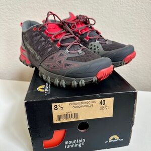 La Sportiva BUSHIDO II W'S
CARBON/HIBISCUS size 8.5